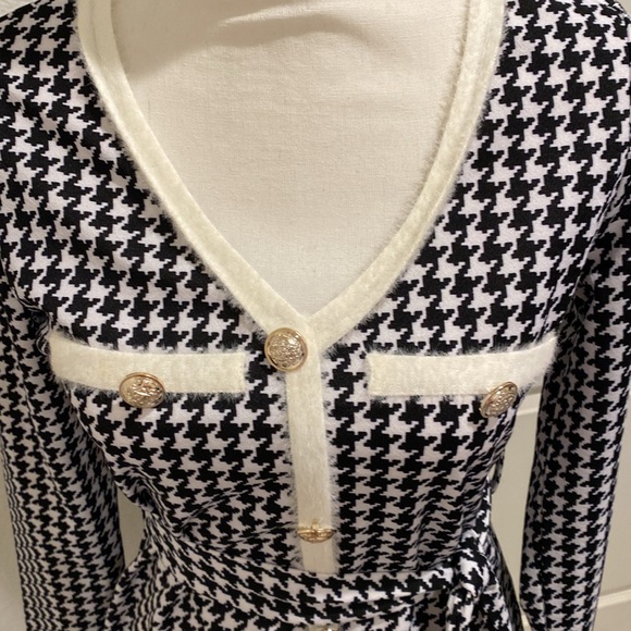 SHEIN dress houndstooth black and white gold tone buttons, preppy, size S - Picture 4 of 7